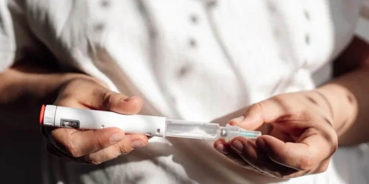 Semaglutida é o princípio ativo de medicamentos para obesidade e diabetes tipo 2, como o Wegovy e o Ozempic, respectivamente • Iuliia Burmistrova/GettyImages