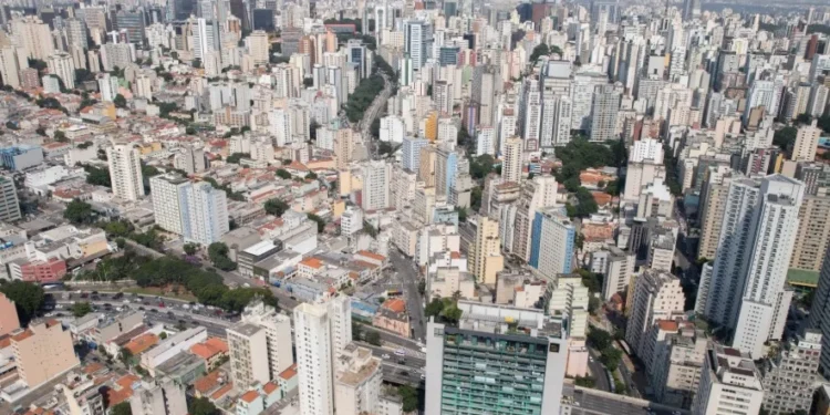 SP: 65% dos moradores da capital gostariam de mudar de cidade, diz pesquisa