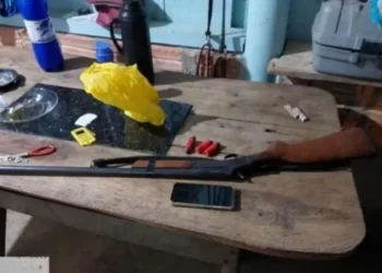 Arma de suspeito de agredir mulher em Rondônia é apreendida pela Polícia Militar • Divulgação/Polícia Militar