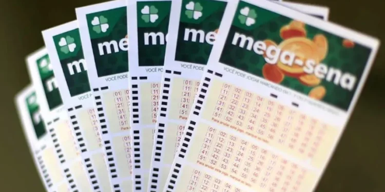 Funcionária de lotérica tenta furtar bilhete premiado e é pega por câmeras