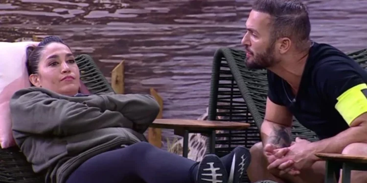 BBB25: Diego consola Dani Hypolito após sisters pedirem que ela se afaste