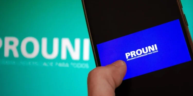 Como funciona o ProUni; entenda as regras do programa de bolsas