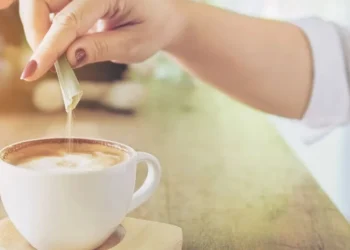 Veja como reduzir o consumo dos adoçantes artificiais da dieta • jcomp on Freepik