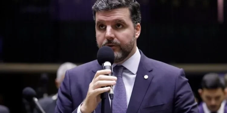 Líder da FPA critica medida do governo para diminuir preços dos alimentos