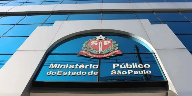 Policiais civis são presos por tráfico e lavagem de dinheiro em SP