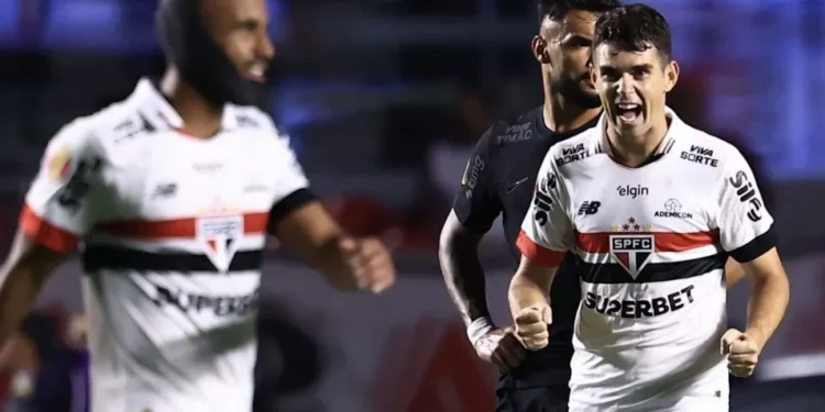 Paulistão: São Paulo bate Corinthians com gols “de Cotia” no Morumbis