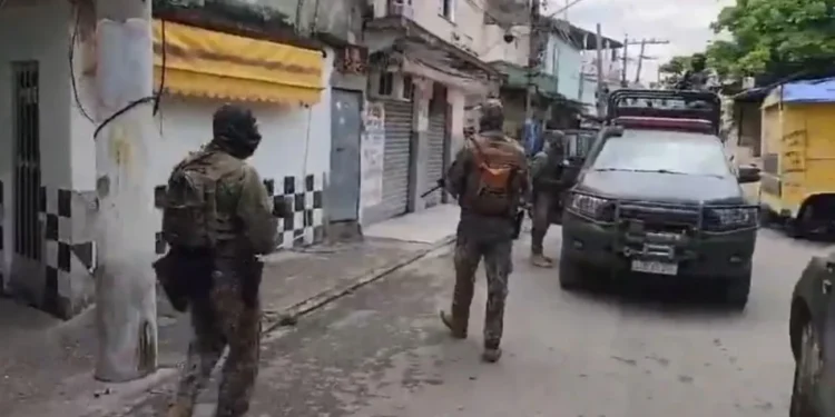 PM morre baleado durante operação no Complexo de Israel