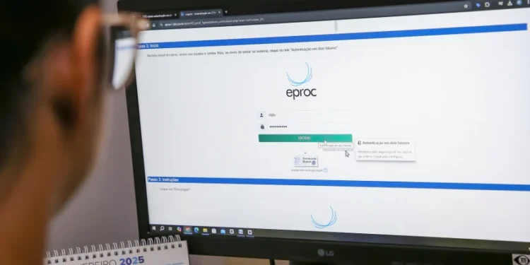 Para maior segurança, acesso ao eproc exige a autenticação em duplo fator