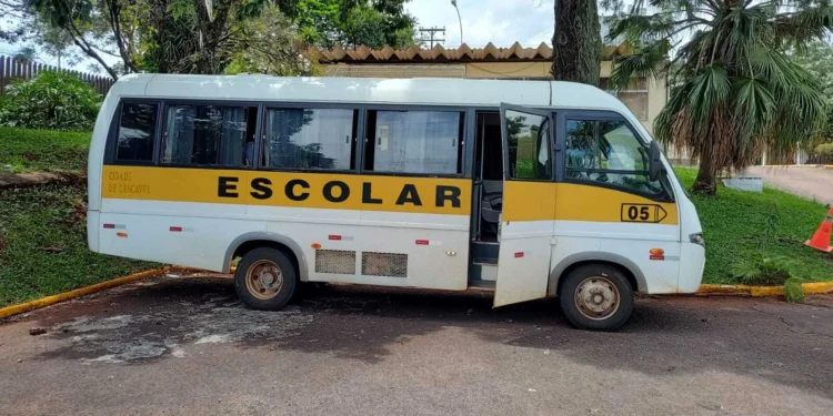 Ação integrada da Polícia Civil do Tocantins e PM do Paraná resulta na apreensão de outro micro-ônibus escolar clonado