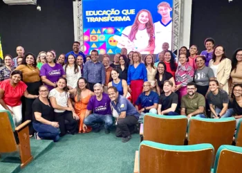 Professores de Porto Nacional participam de plenária sobre o Plano de Cargos, Carreira e Remuneração da Educação