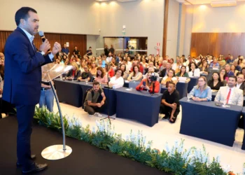 O governador assegurou que o apoio aos municípios visa oferecer uma educação de qualidade aos estudantes de todas as escolas públicas de educação básica do Tocantins – (Créditos: Antônio Gonçalves/Governo do Tocantins)