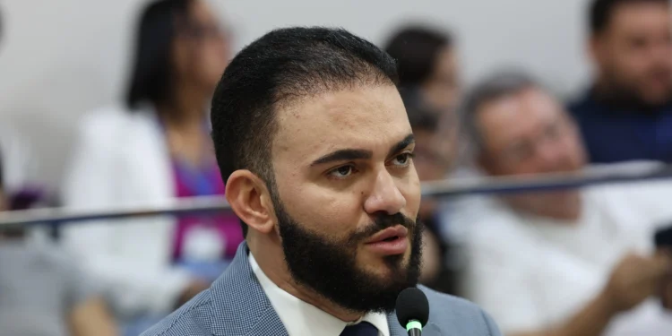 Léo Barbosa solicita terreno para construção de Centro Estadual de Reabilitação em Palmas