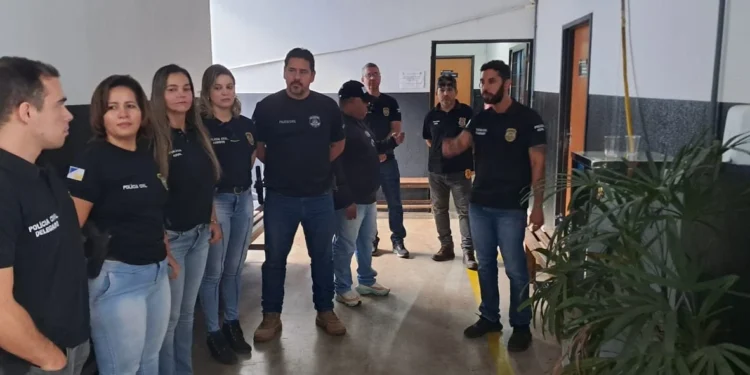 Policiais civis de todas as delegacias que compõem a 5ª Regional de Paraíso participaram da Operação - Divulgação PCTO
