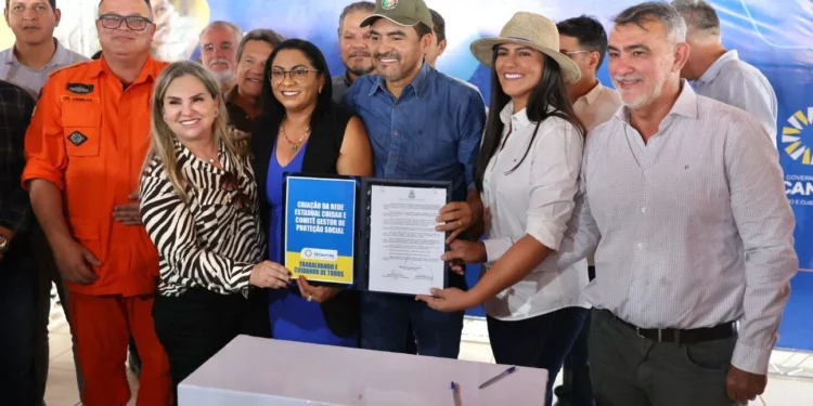 Amélio Cayres prestigia anúncio do lançamento da Agrotins e da Rede Cuidar