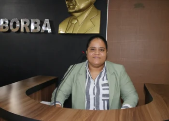 Manutenção em estradas da Serra da Lopa e em rua de Miracema motivam requerimentos da vereadora Amanda Fraga