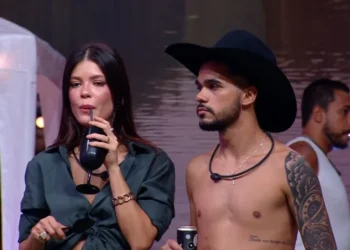 João Gabriel ficou chateado com o irmão João Pedro no BBB25 por conta de um chapéu • Reprodução/Globoplay