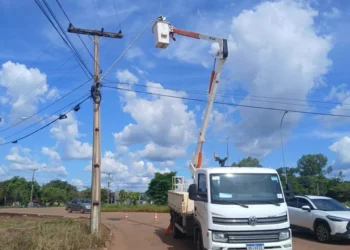 Prefeitura de Palmas troca luminárias por LED em 20 pontos da cidade