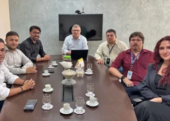 Servidores da Educação conhecem projeto do Rio Grande do Norte de democratização da internet nas escolas