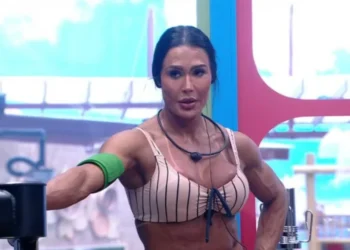 Gracyanne Barbosa revelou que não bebe álcool no BBB 25 • Reprodução/ Globo