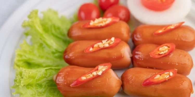 Dieta carnívora: comer mais carne vermelha processada faz mal ao cérebro