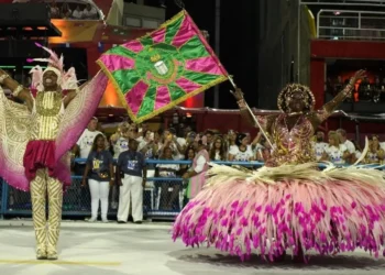 Estação Primeira de Mangueira faz segundo ensaio na Sapucaí • Ronaldo Nina/Riotur