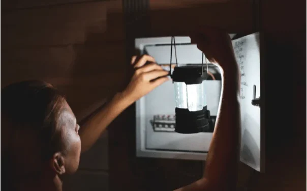 Quedas de energia em Tocantínia acendem sinal de alerta em consumidores