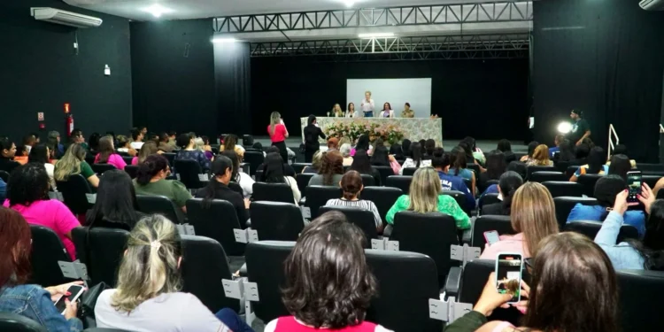 Seciju leva capacitação sobre prevenção à violência doméstica contra crianças e adolescentes a municípios da Região Sul do Estado