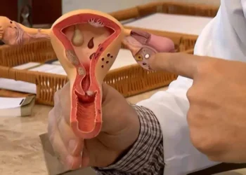 Um dos sintomas da endometriose é a cólica intensa durante a menstruação, que pode ser constante e progressiva crédito: Frame/TV Brasil