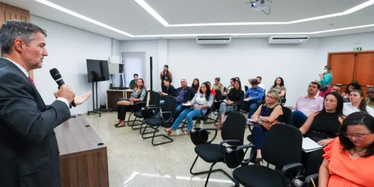 Contribuintes podem destinar 6% do IR a fundos de proteção a crianças e idosos