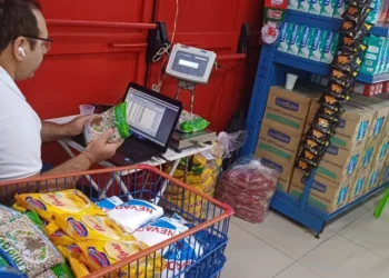 Produtos da cesta básica são fiscalizados pela Agência de Metrologia no momento da sua comercialização. / Foto: Brenda Ramos/Governo do Tocantins