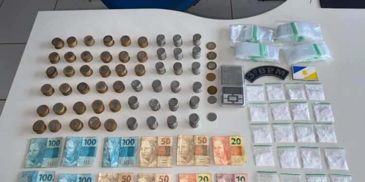 Polícia Militar prende homem por tráfico de drogas e violência doméstica em Itacajá