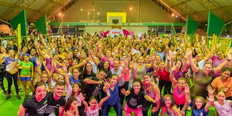 Prefeitura de Paraíso promove aulão de dança em comemoração ao Dia Internacional da Mulher