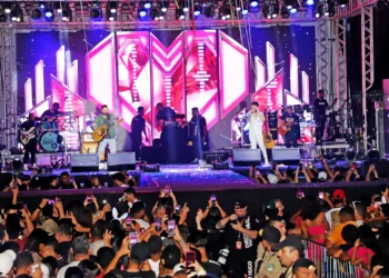 Diego & Victor Hugo levaram seus maiores sucessos ao palco e encantaram o público com um show eletrizante na Praça dos Girassóis