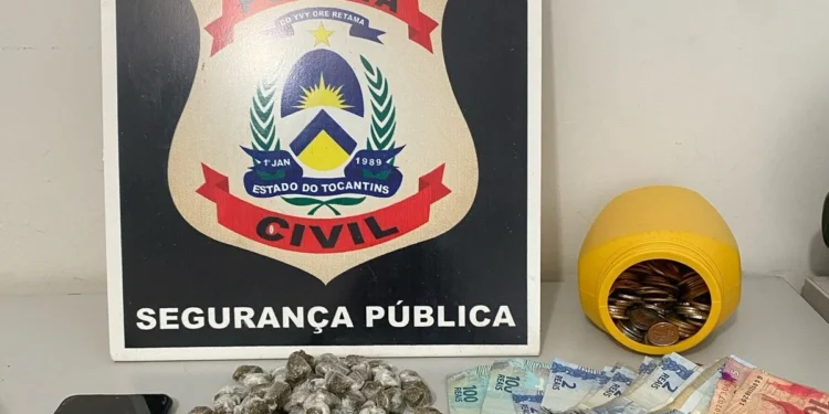 Durante o cumprimento dos mandados, três mulheres foram presas em flagrante - Foto: Divulgação PCTO