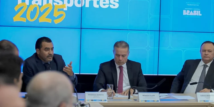 Governo do Tocantins intensifica recuperação de estradas estaduais afetadas pelo desabamento da ponte JK e cobra suporte do Dnit