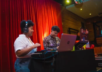 DJ ganhador da batalha vai receber incentivo para começar a carreira - Foto: Eduardo Lago/Na Doida Produtora