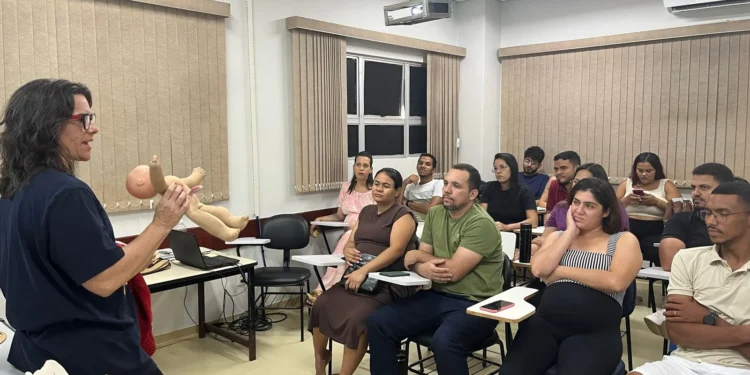 Hospital e Maternidade Dona Regina conclui mais uma turma no curso de preparação para gestantes