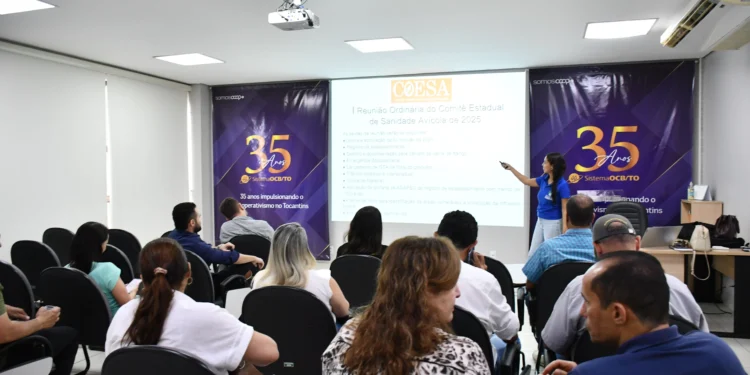 Governo do Tocantins participa de discussão para o fortalecimento da avicultura durante reunião em Palmas