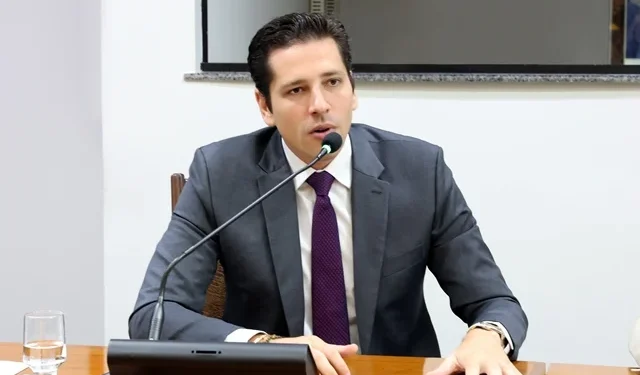 O deputado foi o responsável por incluir na LDO de 2025 os recursos para o desenvolvimento do programa CNH Cidadã. / Foto: Isis Oliveira/Dicom ALETO