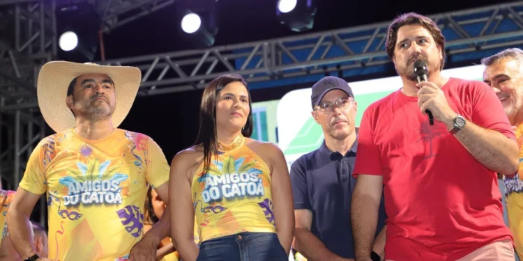 Fortes visita região turística de Paranã com governador e destaca benefícios aos moradores