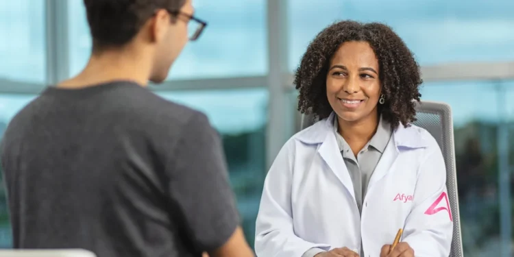 No Norte, mulheres médicas ganham 22,6% a menos do que os homens, aponta pesquisa da Afya  