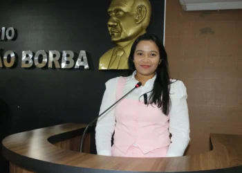 Thaynara solicita ação em porto de Miracema