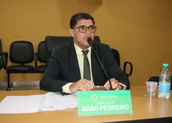Iluminação, Drenagem e meios-fios são argumentos de Adão Pedreiro para solicitações em Miracema