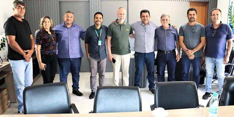 Prefeito João Alberto recebe comitiva da Junta de Missões Nacionais da Convenção Batista Brasileira