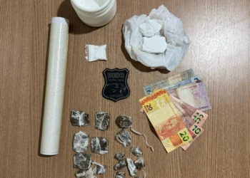 Drogas e dinheiro apreendidos pela Polícia Civil em Formoso do Araguaia