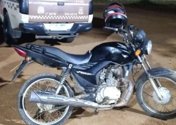 Moto com restrição de furto/roubo foi recuperada e homem foi preso por receptação