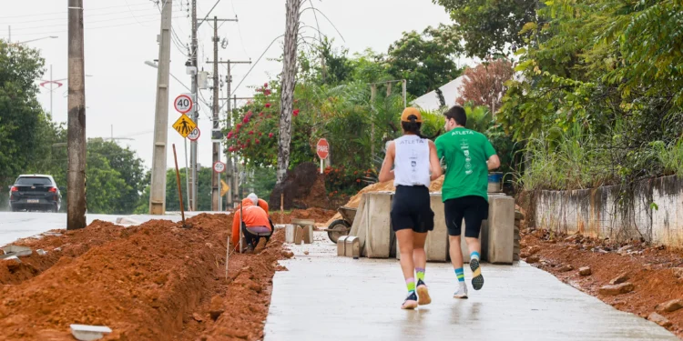Nova obra de ciclovia e pista de caminhada no Parque Cesamar está 60% concluída