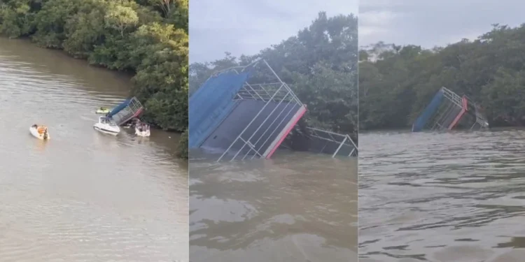 Catamarã com 24 passageiros afunda em Goiás