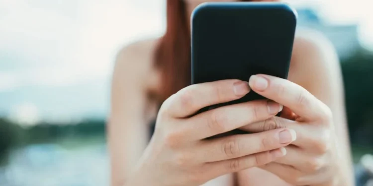 Popular nas redes sociais, “terapia da rejeição” pode agravar saúde mental