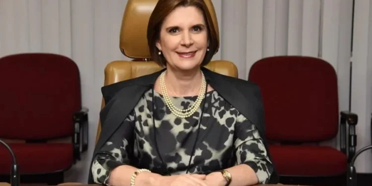 Ministra do STM sobre escolha de Lula: “Meus aplausos”